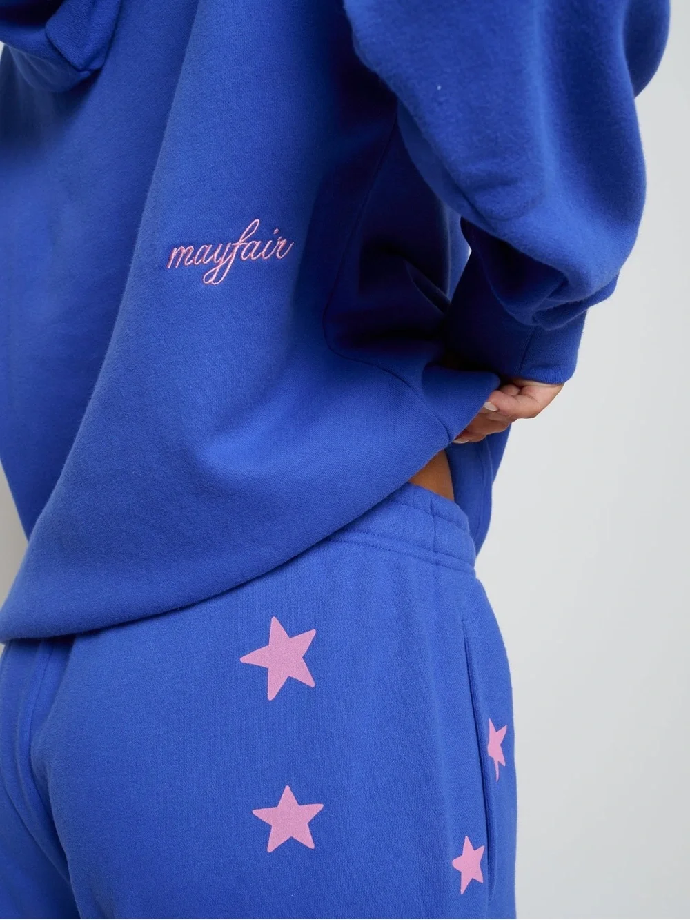 New nwt the natfair group it Costs $0 to be a nice person sweatpant